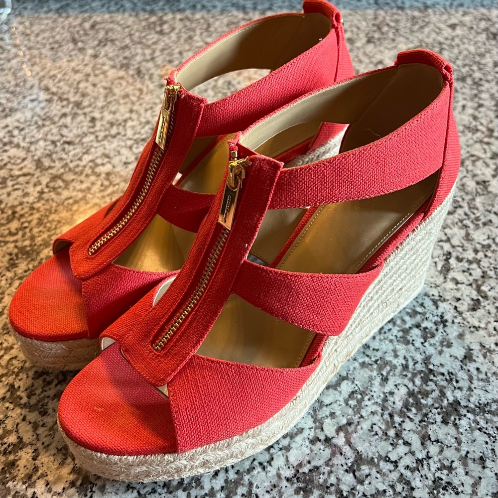 Michael Kors Damita Wedge Sandal Size 9.5